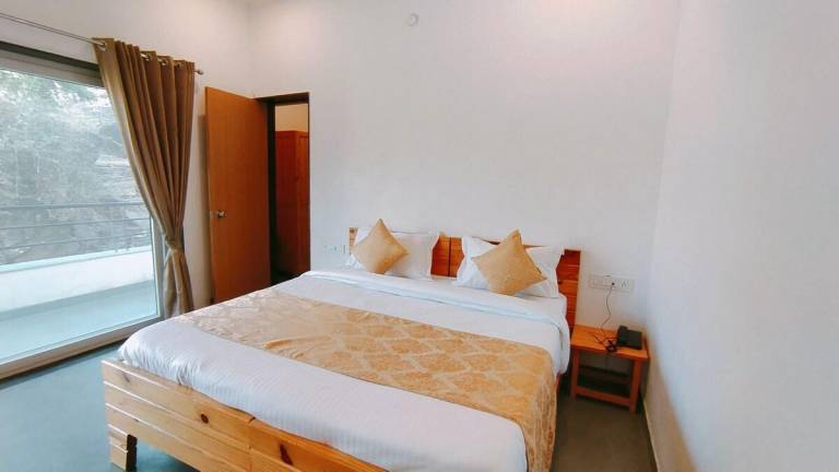 Charming villa with garden, pool & barbecue | Perfect for remote work | Dogs allowed — photo 2