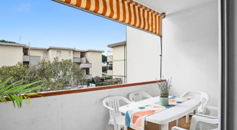 Rental apartment with 2 rooms for 6 persons — photo 3