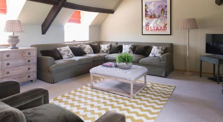Vacation home with terrace, grill & yard | Pets are welcome — photo 4