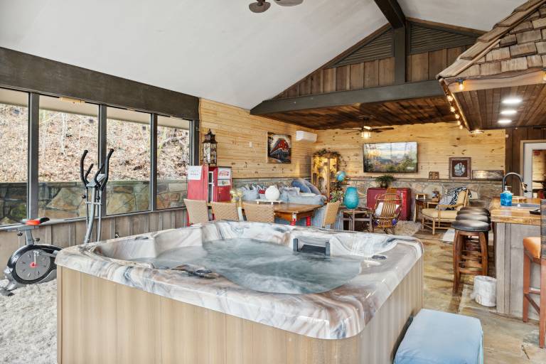 House with garden, sauna & jacuzzi | Nature view — photo 4