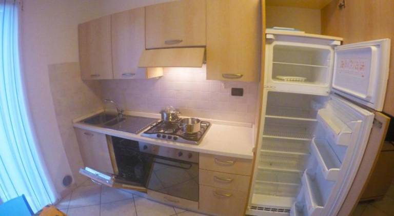 Rental apartment with patio — photo 3