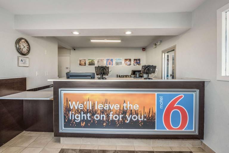 Motel 6 Fort Wayne, IN — photo 2