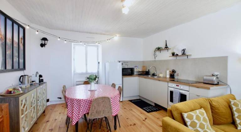 Rental apartment with 3 rooms for 8 persons — photo 3