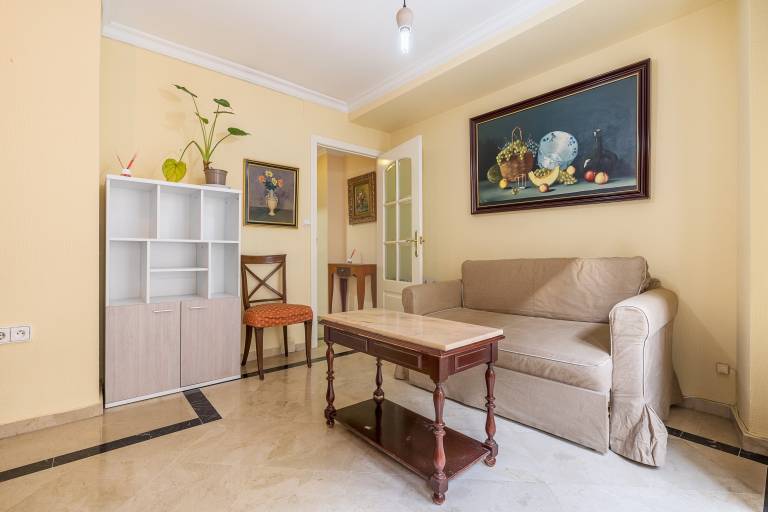 Holiday apartment with fast internet | Near Granada Cathedral | City view | Good for workation — photo 3