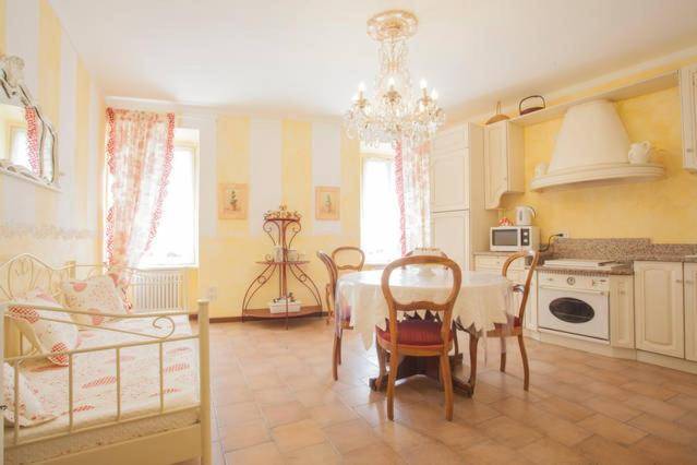 Lovely holiday apartment | Pets allowed in Desenzano del Garda
