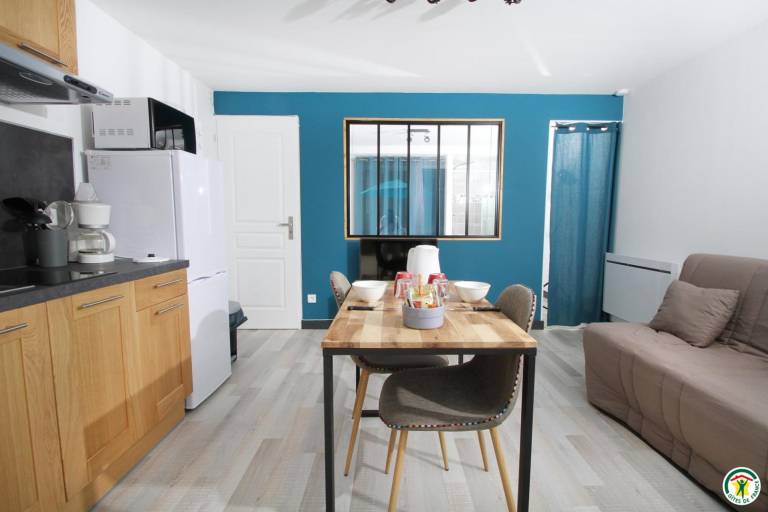 Gite with garden, pool & terrace — photo 4