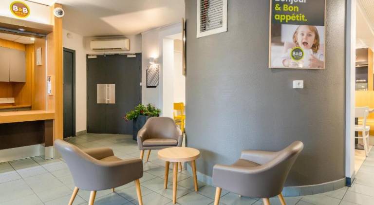 B&B HOTEL Cholet Sud — photo 4
