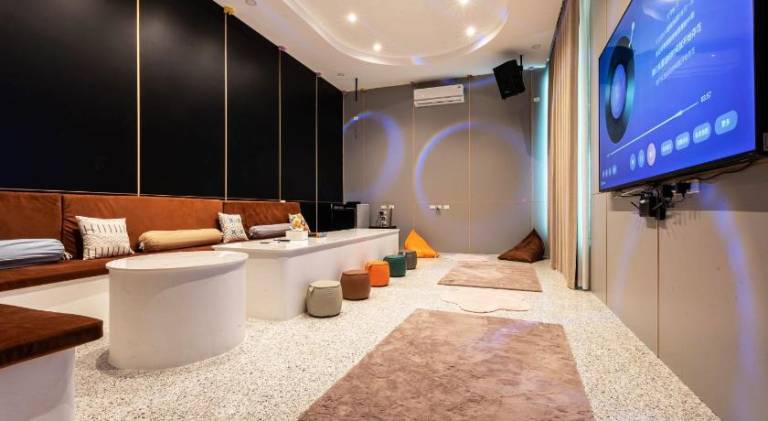 Villa with pool & hot tub | Next to Walking Street — photo 4