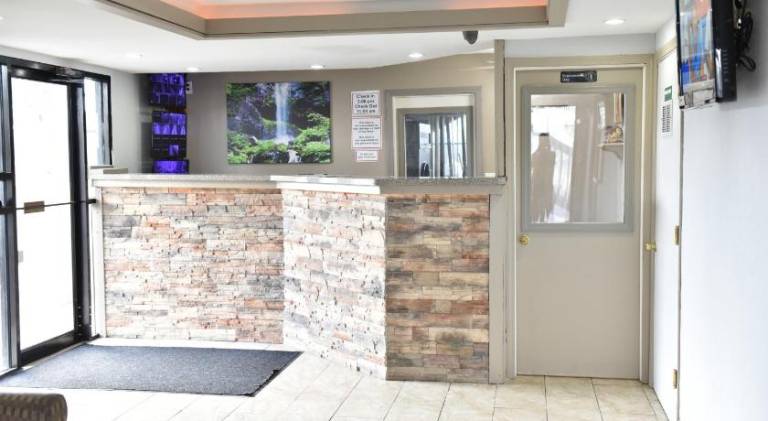 Knights Inn - Merrillville, IN — photo 5