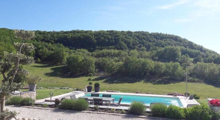 Rental apartment with pool — photo 5