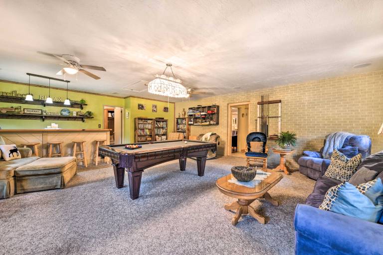 'Campbell Retreat' in Maggie Valley w/ Deck! — photo 4
