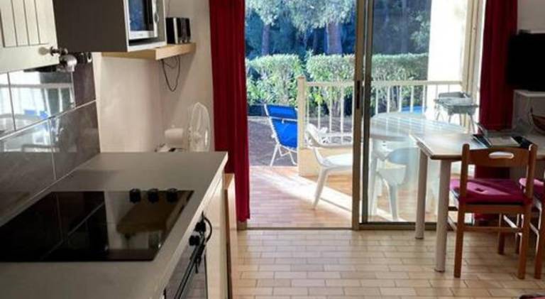 Rental apartment with pool — photo 3