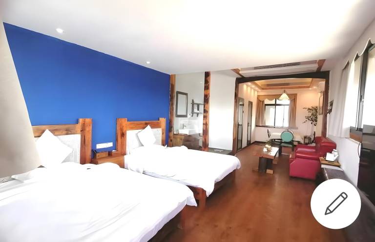 Fully equipped pleasant villa with hot tub, yard & pool | Pet-friendly in Zhangjiajie