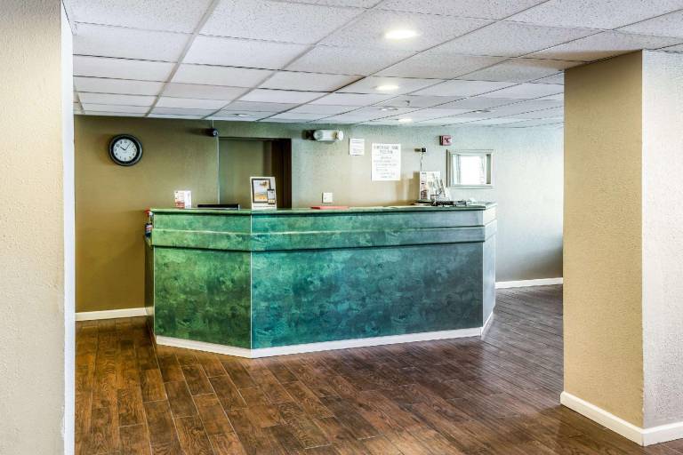 Quality Inn & Suites near NAS Fallon — photo 4