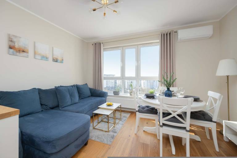 Wia 22 Warszawa Bright Apartment 2 bedrooms Air Conditioning in Warsaw