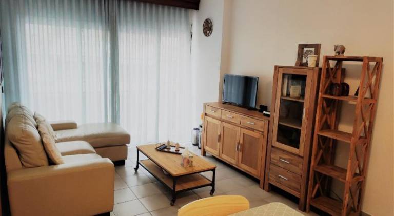 Rental apartment with terrace in El Vendrell