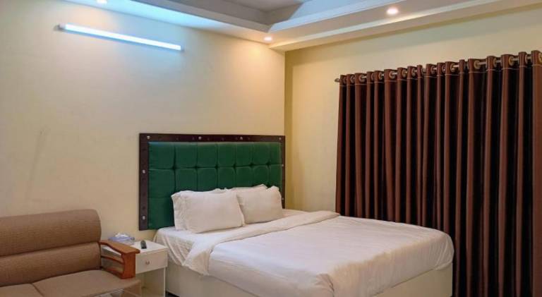 Hotel White Stone