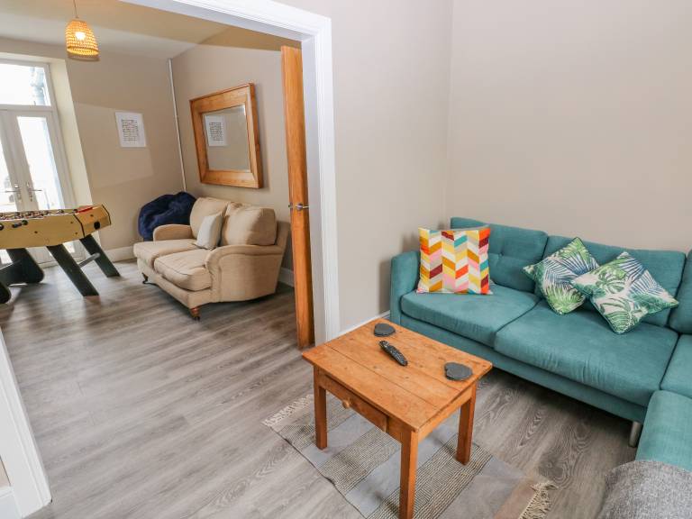 Child-friendly wonderful cottage with garden & jacuzzi | Beach view | Pet-friendly — photo 4