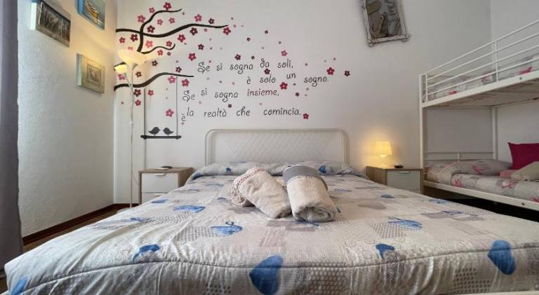 Pleasant holiday apartment | Pets are welcome in Viareggio
