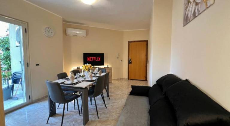 Rental apartment with garden & private pool — photo 3