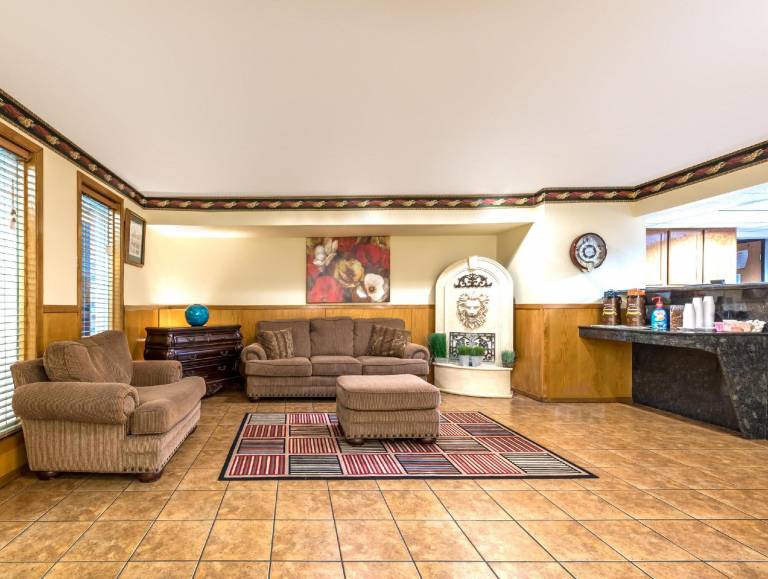 Super 8 By Wyndham Waco University Area — photo 3