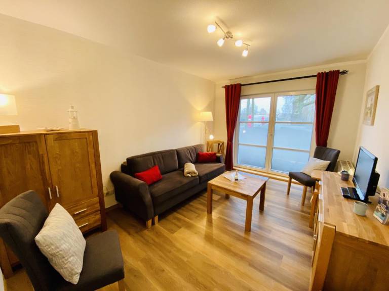 Rental apartment with garden & terrace — photo 4