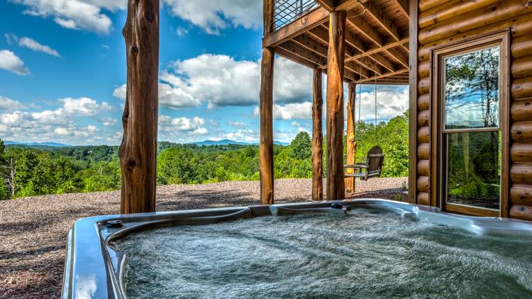 Yellowstone Lodge - Pet Friendly Mountain Views 5 min Drive to Downtown BR — photo 4