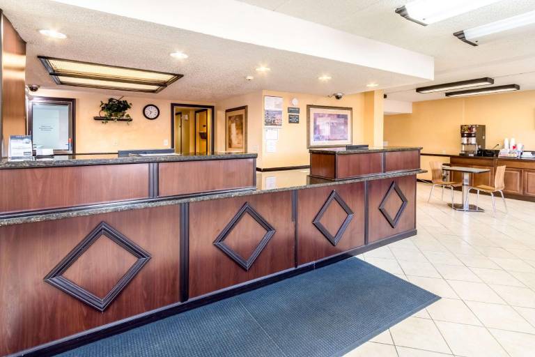 Motel 6 Grove City, OH — photo 3