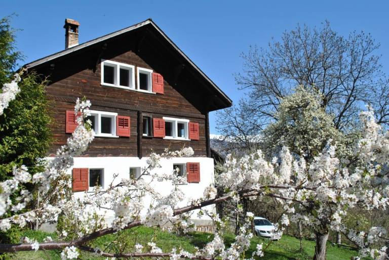 Ferienhaus Obersaxen
