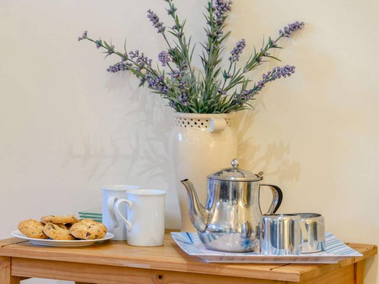 Pleasant cottage with yard & barbeque | Pets are welcome — photo 4