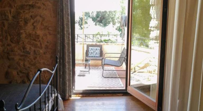 Holiday apartment with patio, grill & pool — photo 4