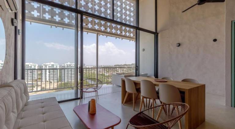 Serviced apartment with garden, pool & terrace — photo 4