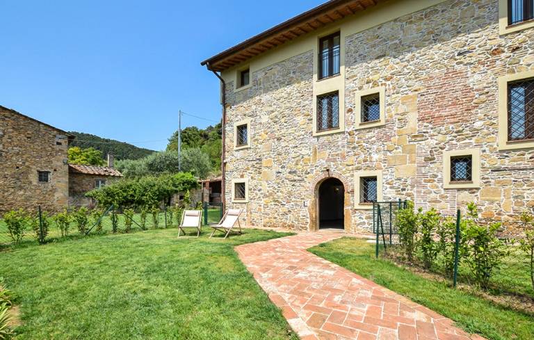 Ferienhaus  Buti