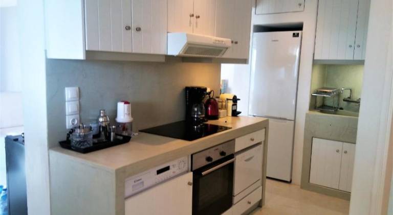 Villa with 2 rooms for 4 persons — photo 4