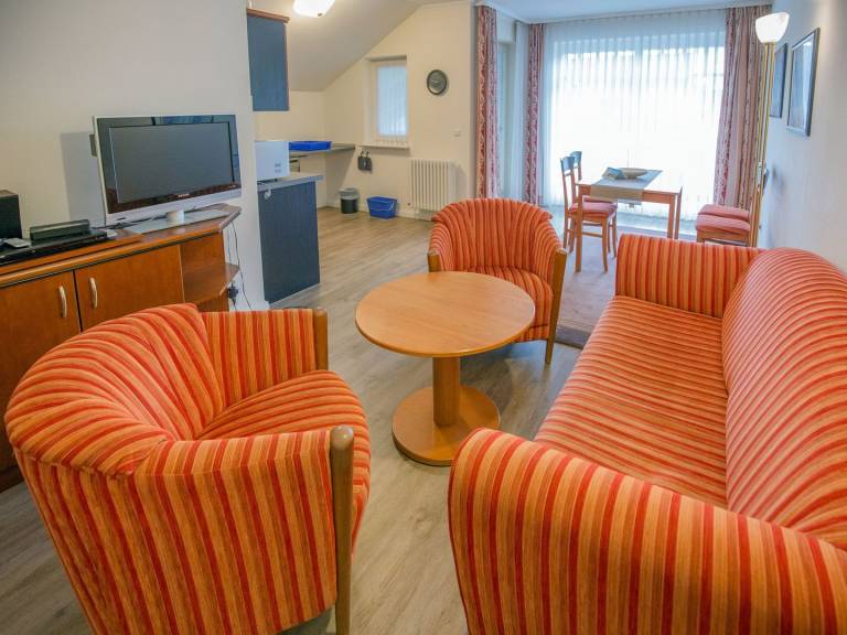 Komfort Ferienwohnung mit 2 Schlafzimmern und Balkon im Dachgeschoss in Binz
