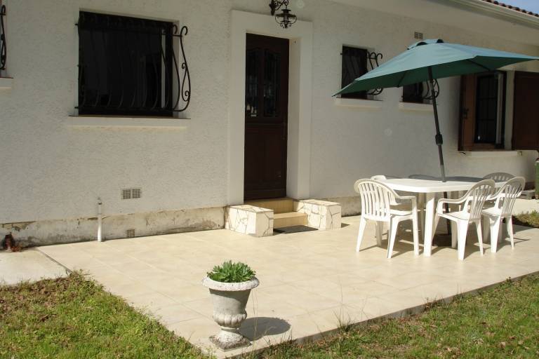 Children-friendly villa with garden & barbeque | Garden view | Pet-friendly — photo 4