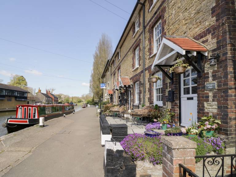 Cottage Silverstone