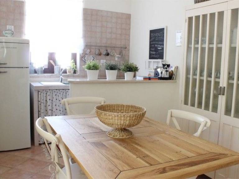 Vacation home with barbeque & garden — photo 3