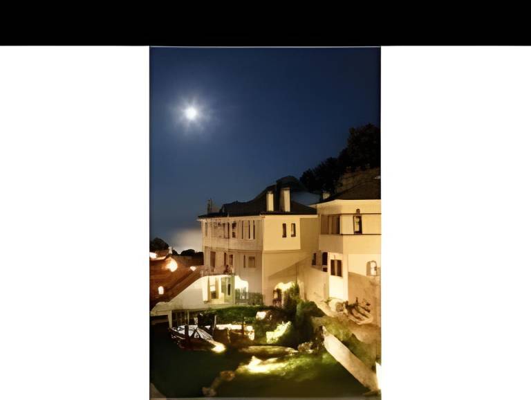 12 Months Luxury Resort in Zagora-Mouresi