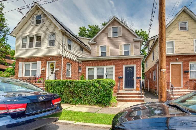 Apartment Elmwood Park