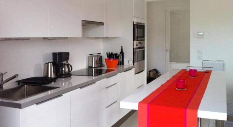 Apartment with patio, grill & private pool | Perfect for remote work | Pet-friendly — photo 3