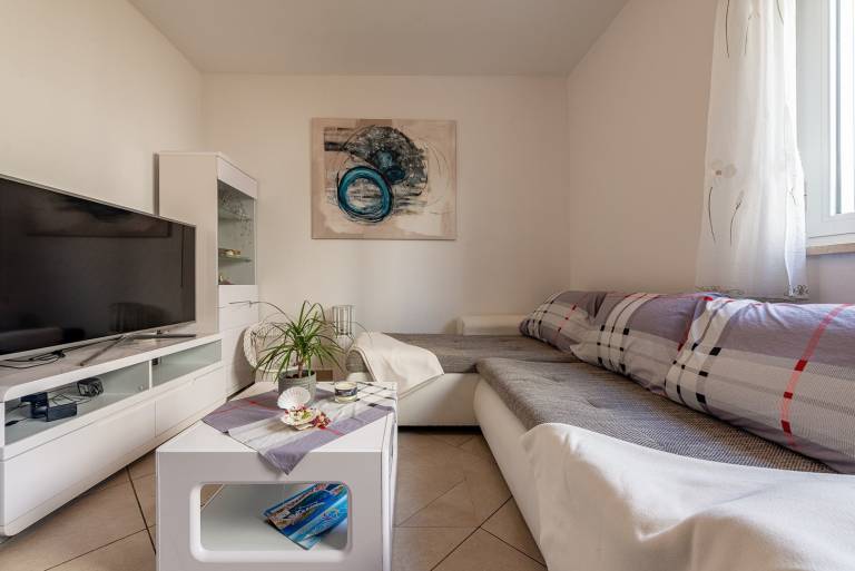Fully equipped lovely rental apartment with barbecue, terrace & fast internet | Close to the beach | Pets allowed — photo 4