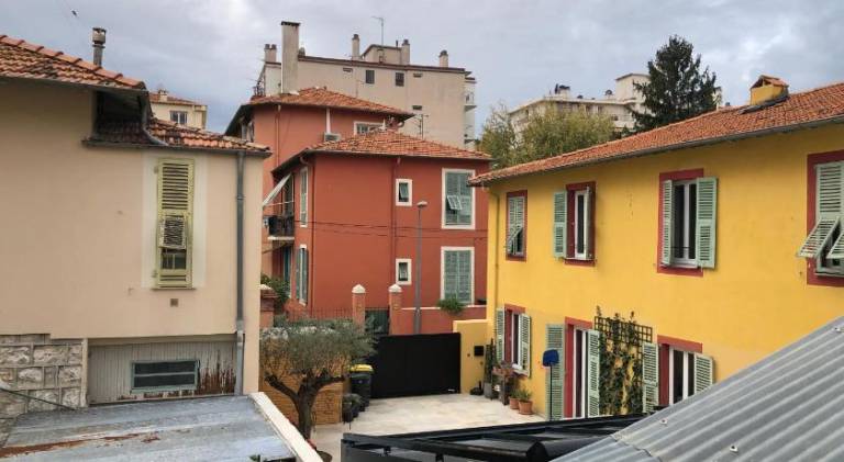 Fully equipped pleasant holiday apartment | Near Sainte Jeanne d'Arc Church | Perfect for remote work | Pets allowed — photo 3