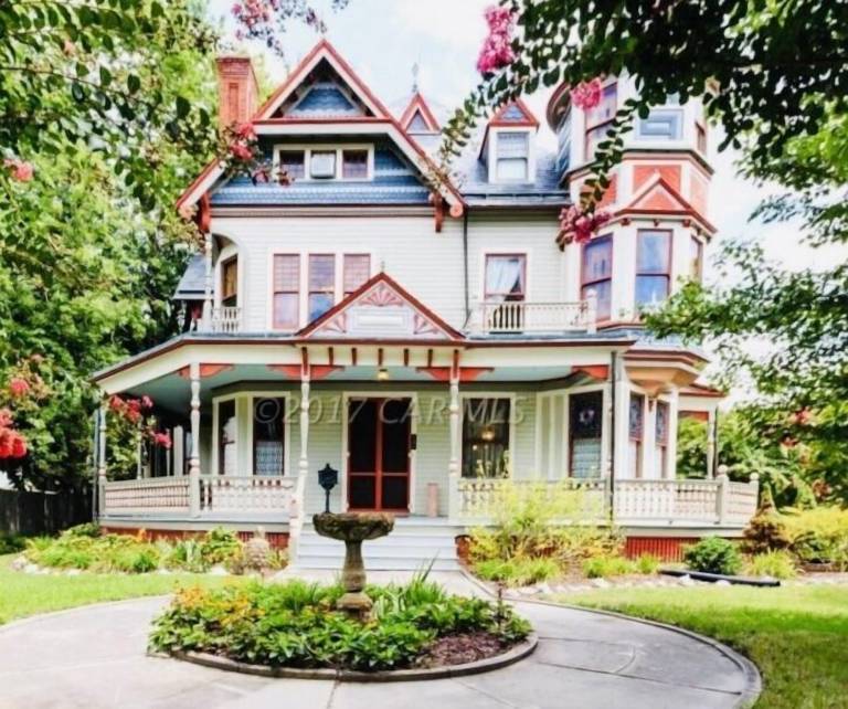 Bed and breakfast  Salisbury
