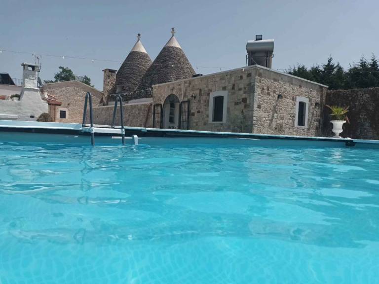 Vacation home with private pool & garden — photo 3