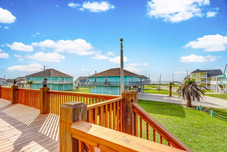 Child-friendly vacation home with patio | Dogs allowed — photo 4