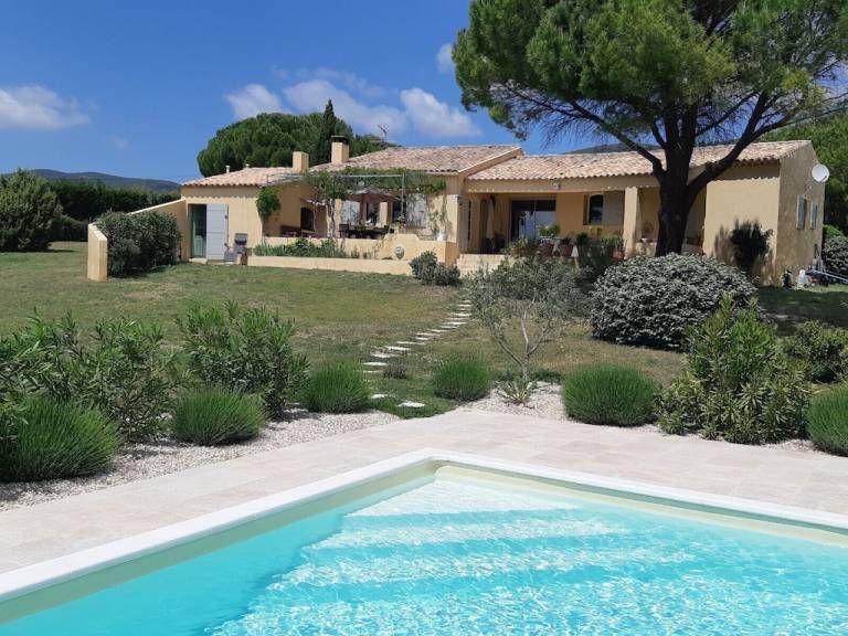 Villa  Lauris