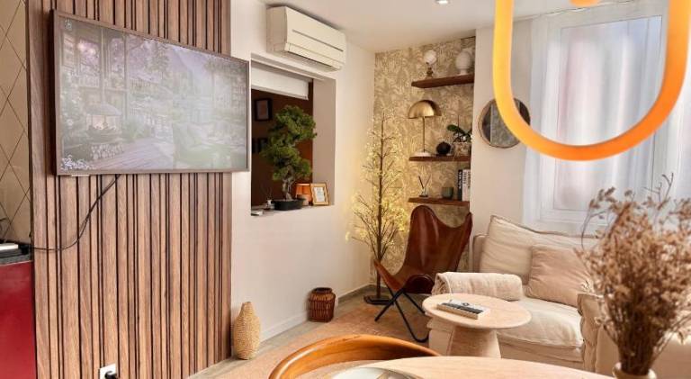 Fully equipped ample rental apartment with patio | Close to the beach | Pets allowed in Cascais