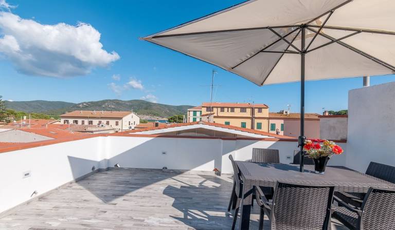 Children-friendly holiday apartment with terrace | Beach nearby | Dogs allowed — photo 3