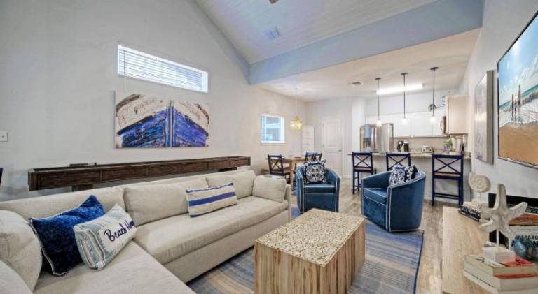 Ample house with pool | Beach nearby | Pets are welcome — photo 2